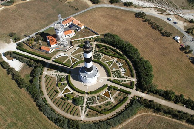 Phare de Chassiron — Wikipédia